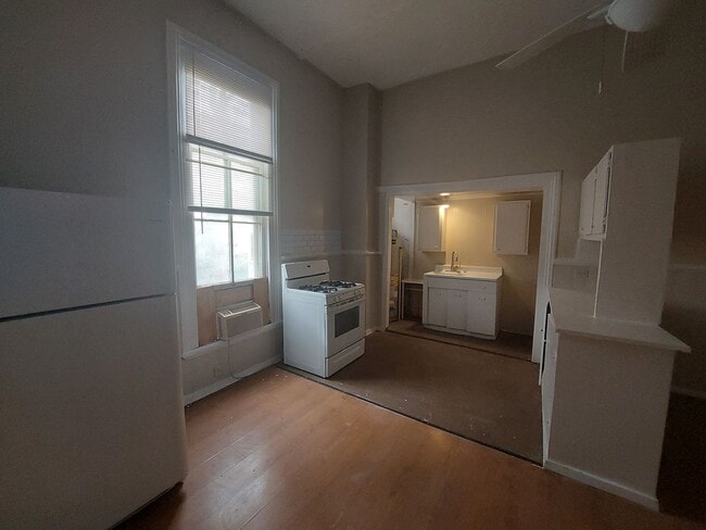 Building Photo - Government Hill Historic District! *1 BED/...