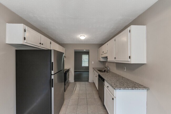 Foto del edificio - 8541 Westchester Dr