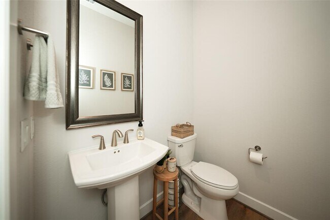 Building Photo - 5423 Water Terrace Ln
