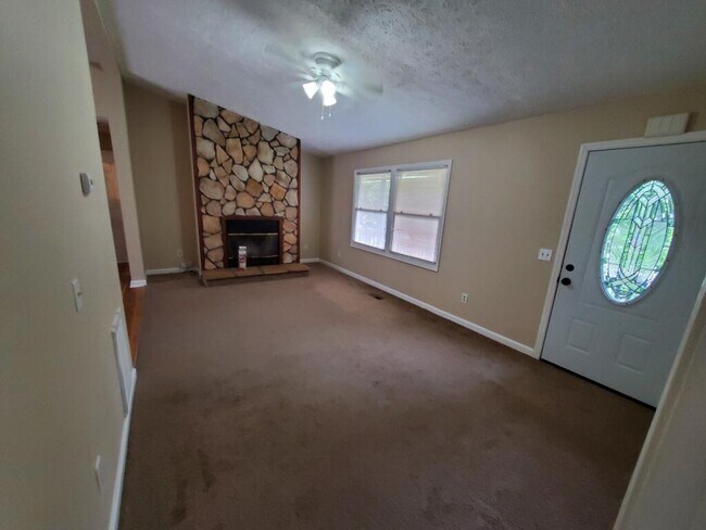 Building Photo - 8019 Gera Emma Dr