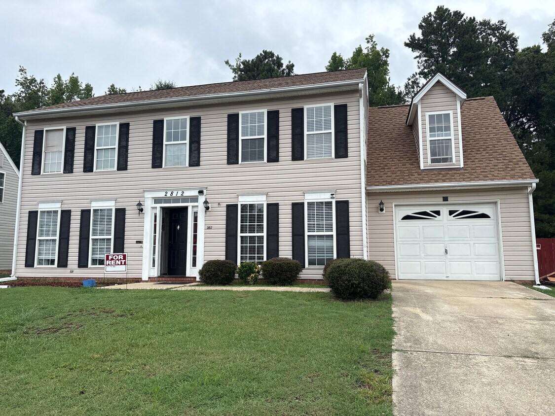 Foto del edificio - 2812 Amherst Ridge Way
