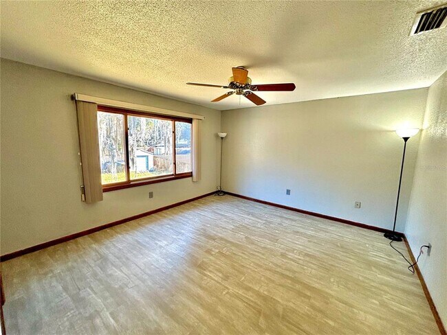 Foto del edificio - 5419 Twin Palms Rd