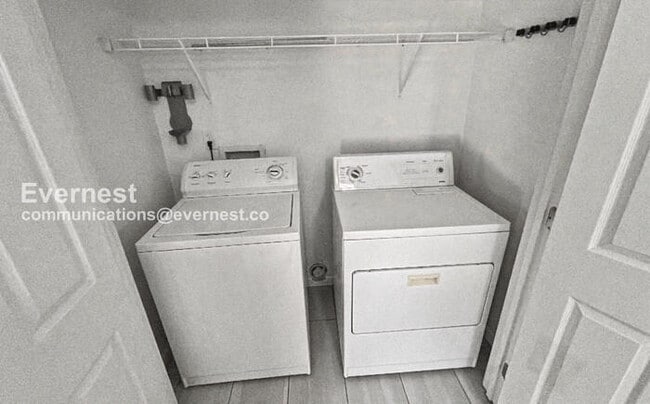 Building Photo - 322 Shelby Forest Dr