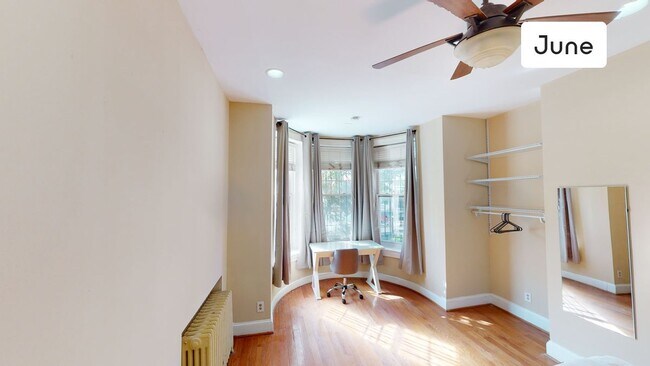 Building Photo - ROOM ONLY in 8-bed/3.5-bath Home
