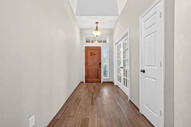 Building Photo - 3719 Apple Hollow Ln