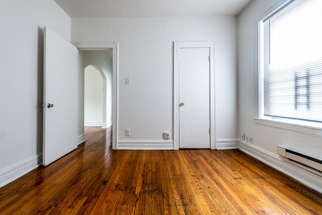 Habitación - 7756 S Marshfield Ave