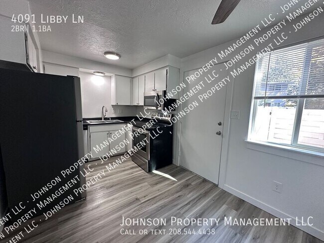 Foto del edificio - 4091 Libby Ln