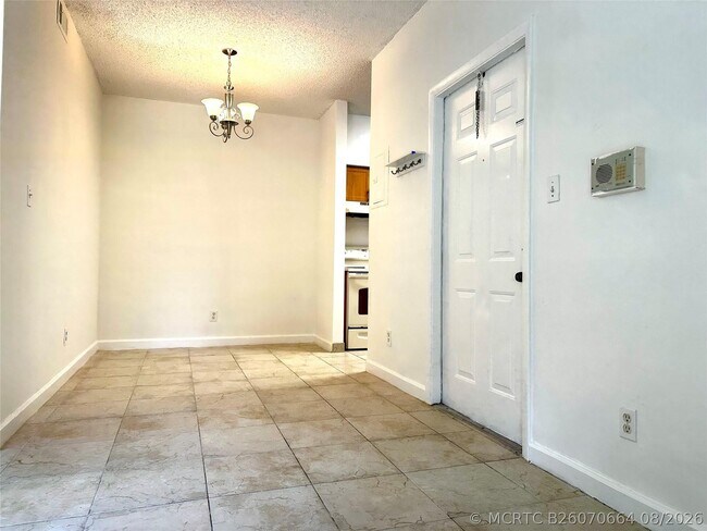 Foto del edificio - 820 Cypress Park Way