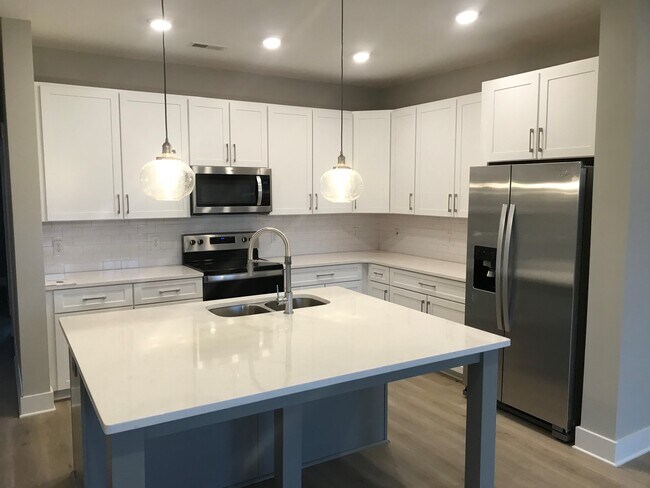 Foto del edificio - 2085 Oakwood Ave