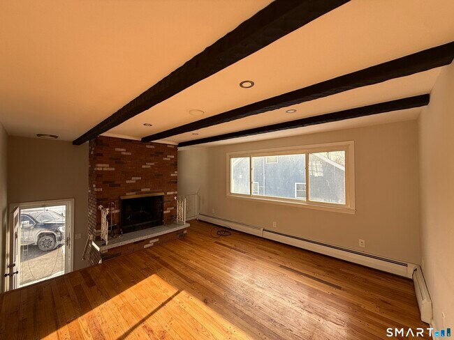 Foto del edificio - 86 Gene St