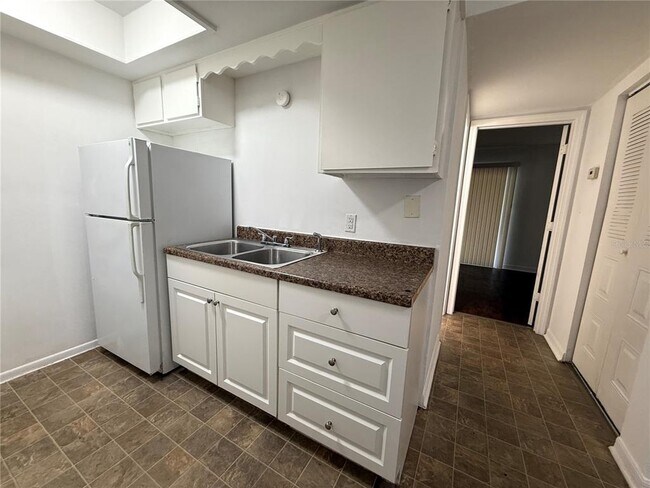 Foto del edificio - 510 SW 69th St