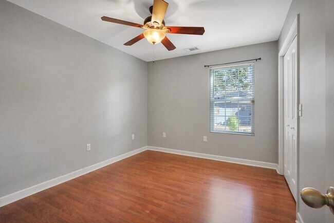 Foto del edificio - 712 S 6th St