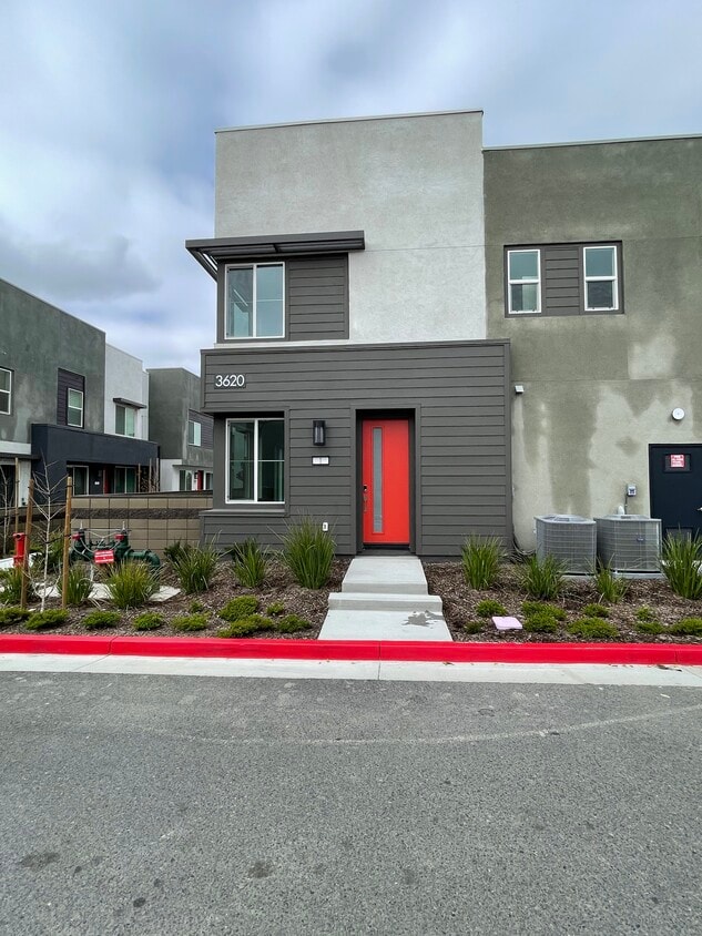 3620 S Allston Paseo Unit 1, Ontario, CA 91761 Condo for Rent in