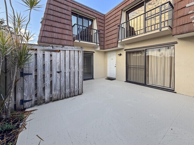 Foto del edificio - 306 3rd Ln