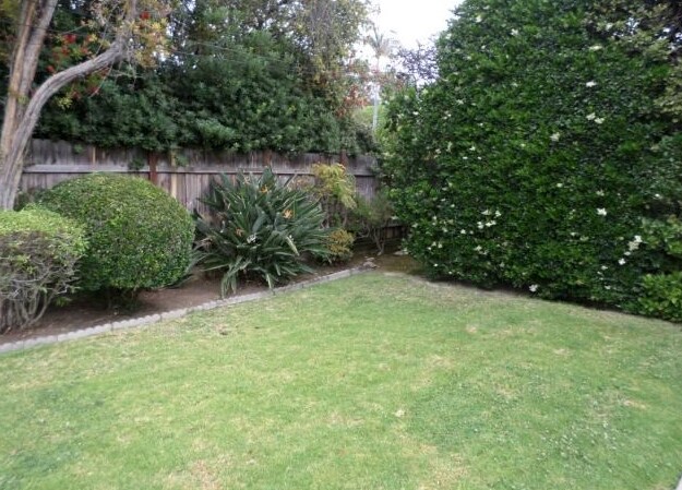 Foto del edificio - 5752 Pickering Ave