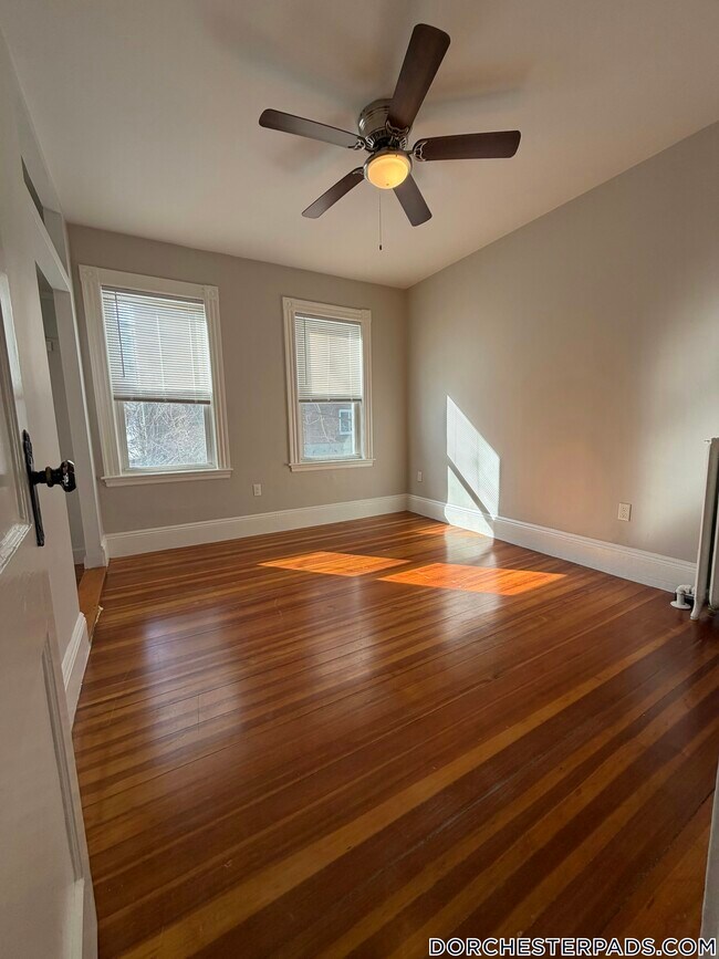 Foto del edificio - 54 Alpha Rd