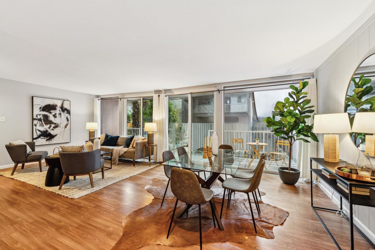Foto principal - 1425 Lakeside Dr