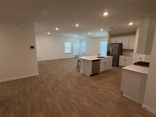 Building Photo - 175 Gazania Rd