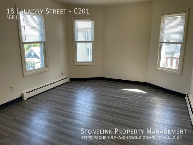 Building Photo - 18 Laundry St