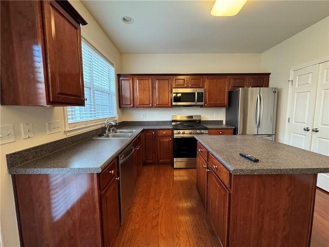 Foto del edificio - 1379 Thornborough Dr