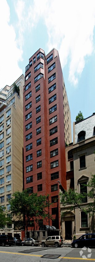 Primary Photo - 5-7 E 86th St