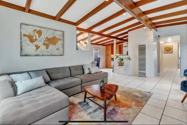 Living Room - 220 Los Altos Pl