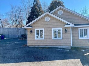 Building Photo - 41 Woody Ln