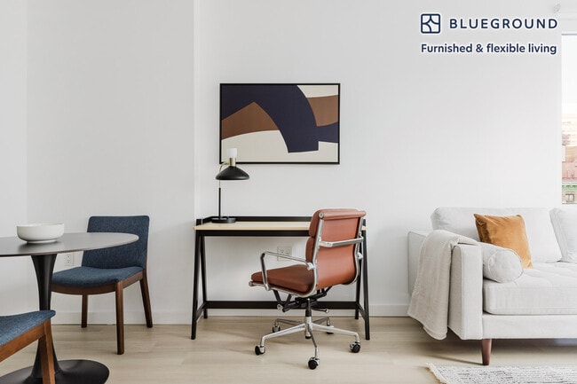 Building Photo - 150 Lawrence St