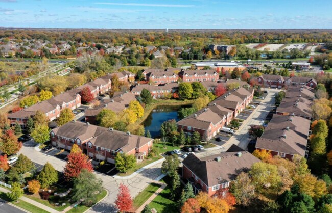 Building Photo - 944 Enfield Dr