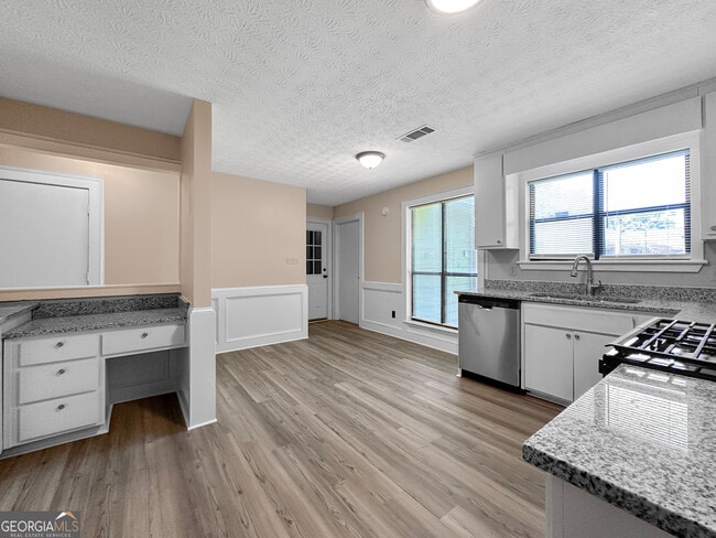 Building Photo - 1616 Golf Link Dr