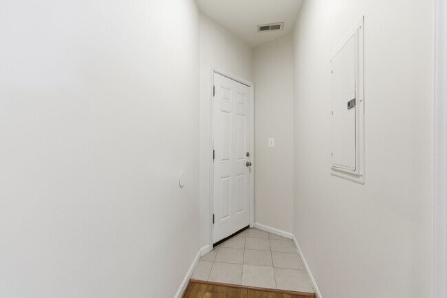 Foto del edificio - Charming 1 BR+Den/1 BA Apartment in Trinidad!