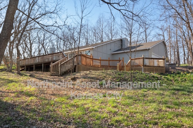 Building Photo - 8919 S Hardsaw Rd