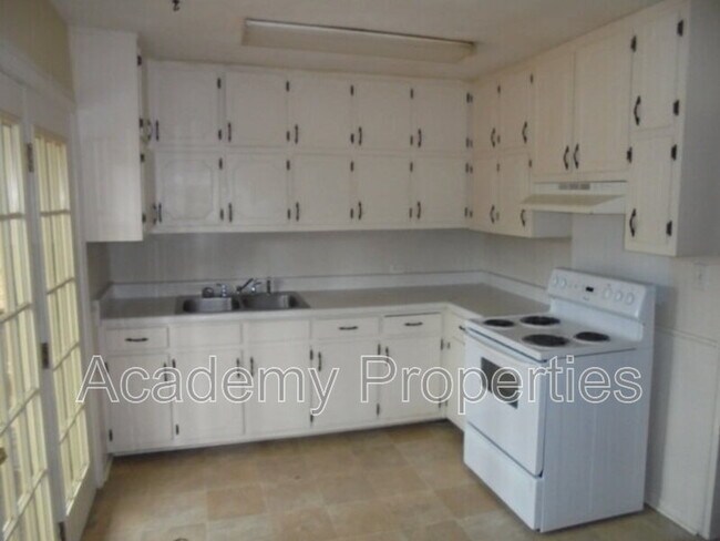 Foto del edificio - 105 E Mimosa Dr