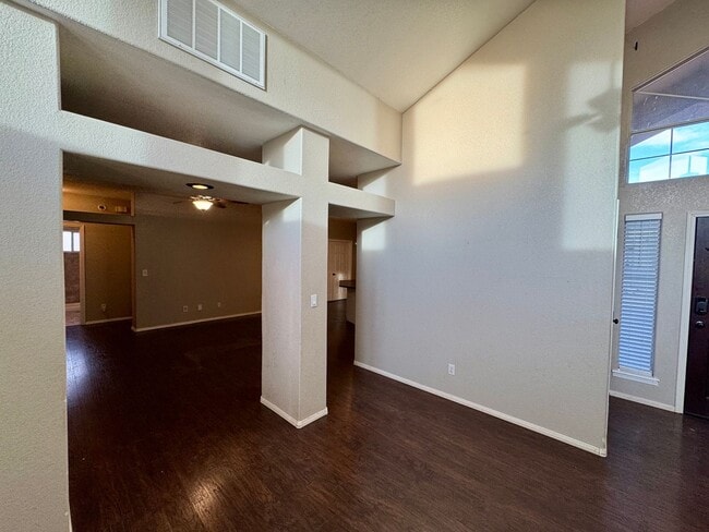 Foto del edificio - Beautiful golf course retreat