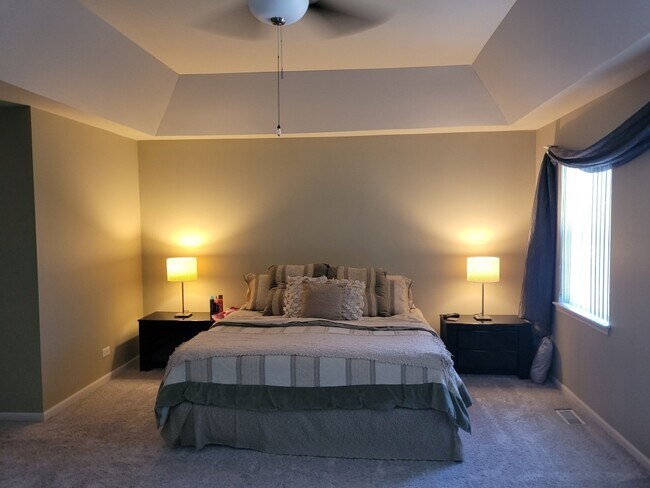 Foto del edificio - 741 Regal Ln