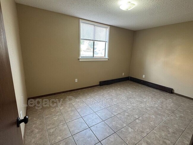 Foto del edificio - 1011 S 3rd St