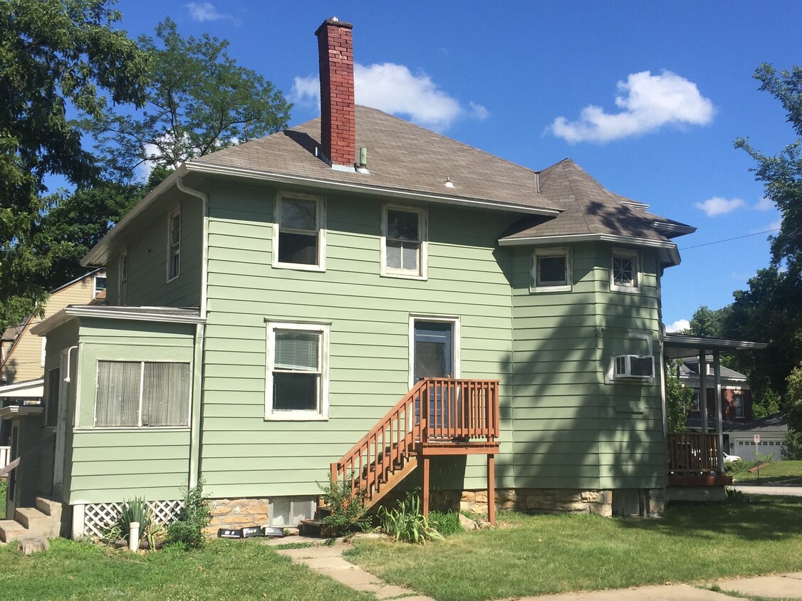 Foto principal - 416 W 6th St