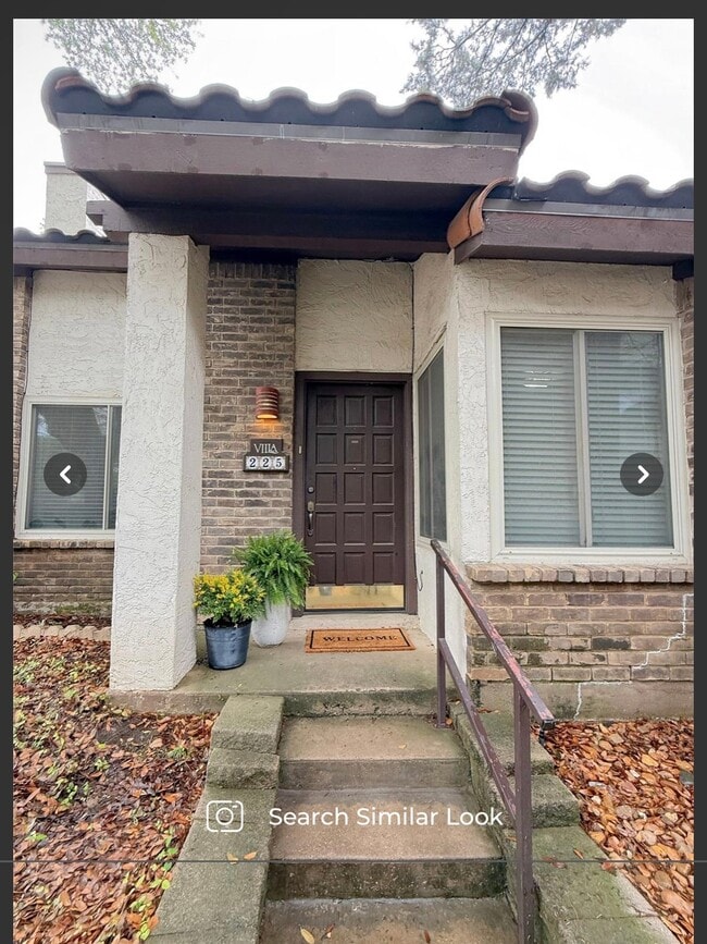 Building Photo - 14151 Montfort Dr
