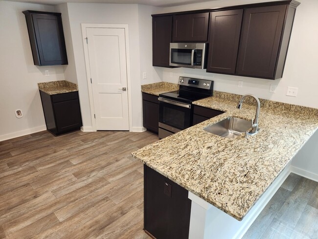 Building Photo - 1189 Bluecoat Cir