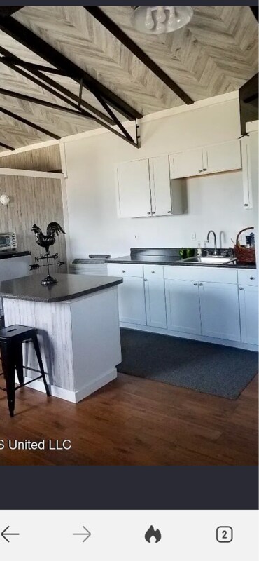 Foto del edificio - 109 Latroy Cooley Rd