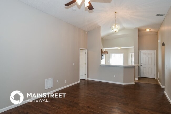 Foto del edificio - 8306 Longspur Ave