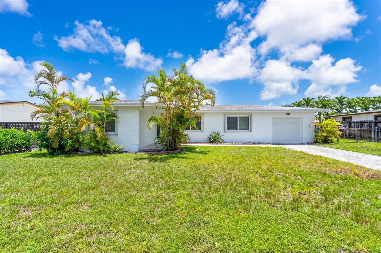 Foto principal - 13392 SW 66th Terrace