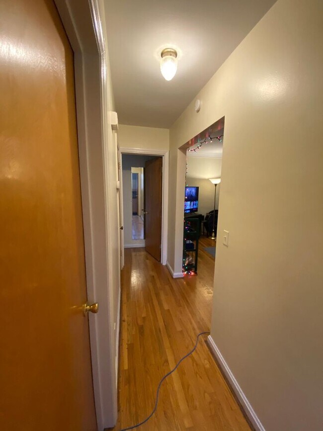 Foto del edificio - 533 Riddle Crest Ln