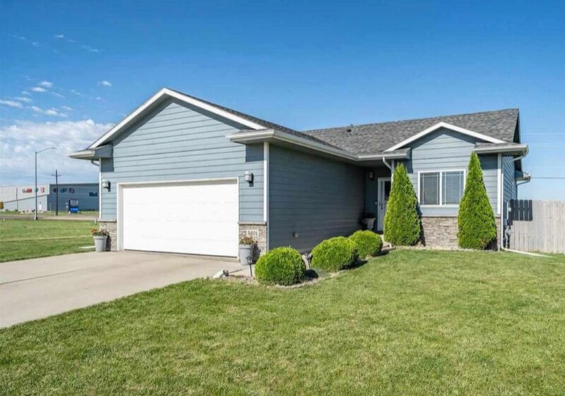 Foto principal - 5601 S Westwind Ave