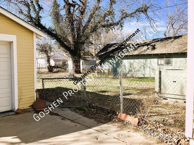 Foto del edificio - Victorian Style 3 Bedroom 2 Bath Home with...