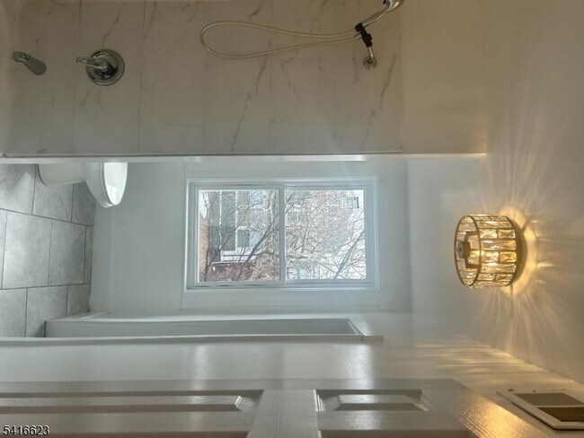 Foto del edificio - 21 Tillinghast St