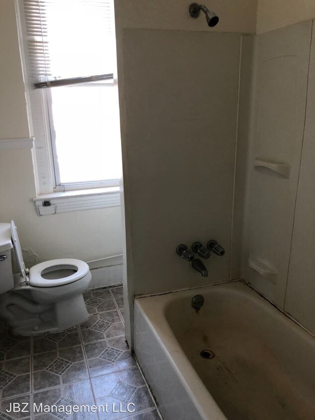 Primary Photo - 205 E 30th St