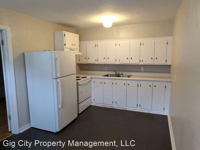 Foto del edificio - 4 br, 2 bath House - 2419 Vine St