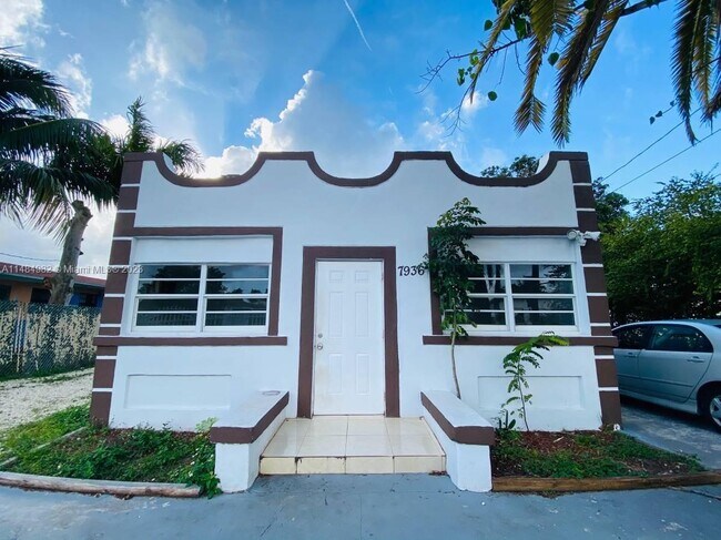 Foto del edificio - 7936 NW 5th Ave