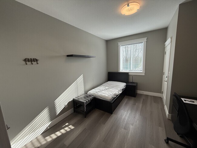 Photo du bâtiment - 450 Irwin St